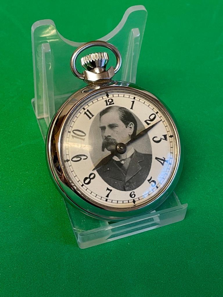 Vintage pocket watch Wyatt Earp dial Working - Image 2 of 5