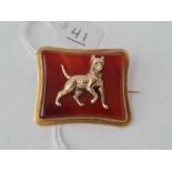 A Victorian cornelian agate and gold dog brooch