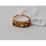 A yellow five stone ring 9ct size O1/2 - 2.9 gms