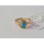 A turquoise cluster ring 9ct size R- 2.4 gms