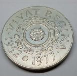 Silver medallion of Silver Jubilee 1972 4.2 diameter 51 g. 30