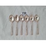 A set of six plain coffee spoons - 43 g.