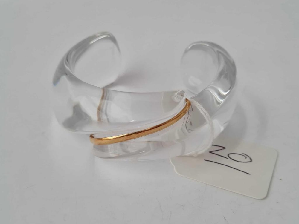 BACCARAT designer 18ct gold and glass COQUILLAGE bangle in original fitted box and certificate