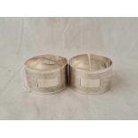 A pair of napkin rings with plain cartouche - Sheffield 1981 - 71 g.