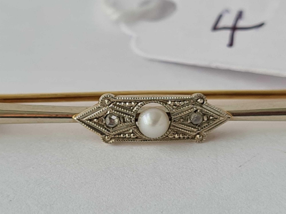 A pretty gold bar brooch set with seed pearls and diamonds 14ct gold - Image 2 of 2