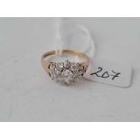A white stone 9ct cluster ring size M ½ 2.4g inc