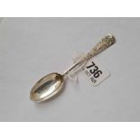 A picture front tea spoon decorated with apostle, shell back