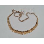 A collar style necklace 9ct - 4.5 gms