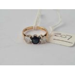 A stone set dress ring 9ct size L1/2 - 2.7 gms