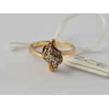 A diamond statement dress ring 9ct size O - 2.7 gms