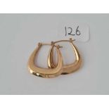 Pair of 9ct ‘D’ shaped earrings 1.4g