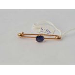 A nice brooch set with blue paste brooch 15ct gold