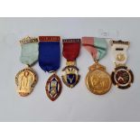 Five assorted vintage masonic jewels