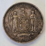 H.MS New Zealand medallion silver 3.3 cm diameter, 30 g.
