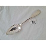 A Georgian Scottish provincial fiddle pattern table spoon, maker's mark RK - 62 g.