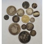 William III, Queen Anne and other early silver coins, approx 100 g.
