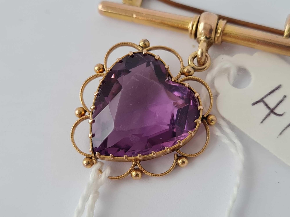A heart shaped amethyst pendant on gold fob bar - 9 gms - Image 2 of 2