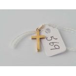 A small plain 9ct cross