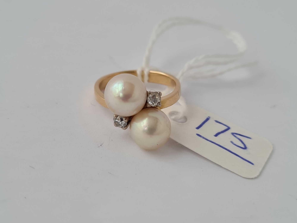A double pearl and diamond ring 18ct gold size I1/2 - 4 gms