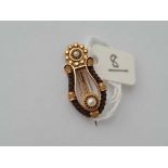 A Georgian Irish style gold pearl and hair heart shaped brooch 1 inch long