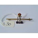 9ct and enamel military brooch 4.3g inc