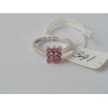 A pink amethyst 9ct white gold ring size N