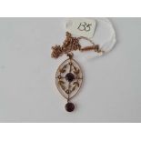 An attractive amethyst 9ct pendant necklace