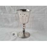 A plain wine goblet on baluster stem - 5" high - Sheffield 1972 - 159 g.