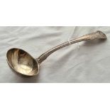 An hourglass pattern Georgian ladle with crest - London 1816 by TB - 76 g.