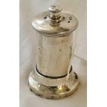 A crested cylindrical pepper grinder – London 1900 by H&M