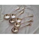 A set of six plain OE pattern soup spoons - Sheffield 1931 by EV - 482 g.
