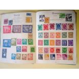Royal Mail with world low vals. Mostly used, some mint, approx 1270 stamps. Clean