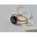 A good natural sapphire ring approx 2.4 carat 18ct gold size L - 2 gms