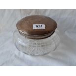 A large jar with engraved glass body, 5.5" dia, B'ham 1917, 91g net