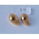 Pair 9ct dome shape earrings 3g