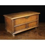 An Early 18th Century oak Coffret. The rectangular top with moulded edge.
