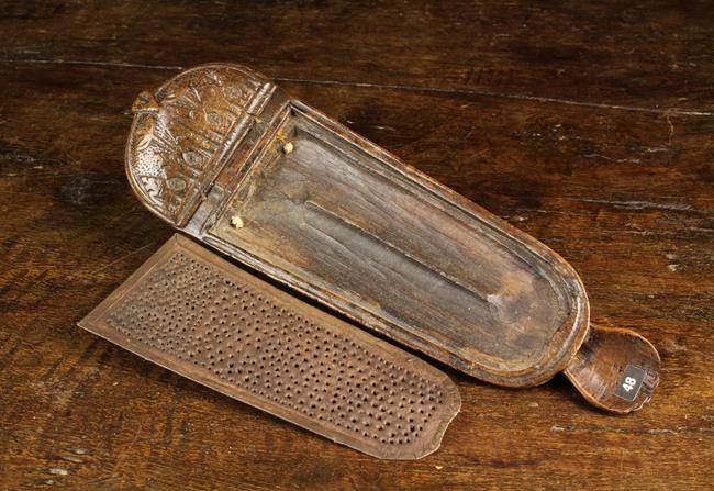 A French 17th/Early 18th Century Carved Fruitwood combined snuff grater and snuff box, - Image 5 of 8