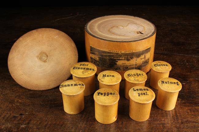 A Fine Early 19th Century Mauchline-ware Spice Box. - Image 4 of 5