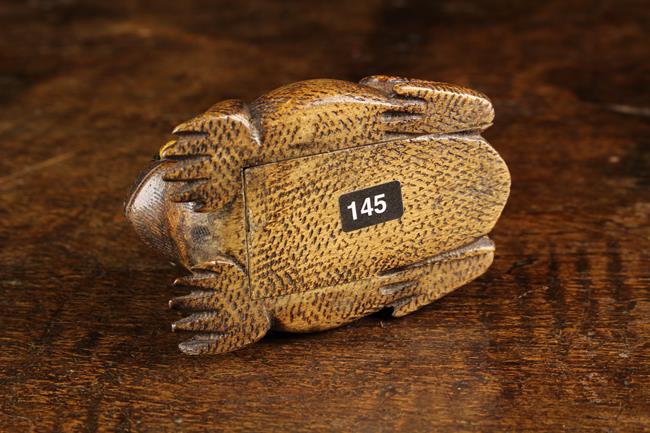 An Early 19th Century Carved Fruitwood Snuff Box in the form of a Toad with intricate punchwork - Image 4 of 4