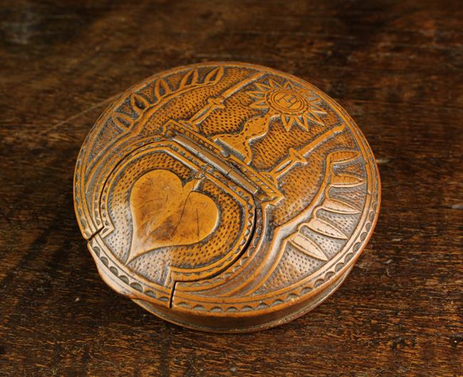 An Early 18th Century North European Boxwood Snuff Box of circular form. - Image 2 of 3