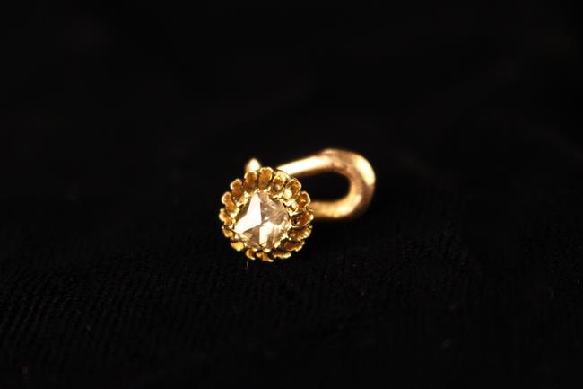 An Unmarked Gold & Diamond Stick Pin & A Diamond Stud, - Image 5 of 5