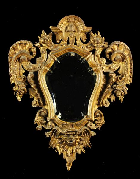 An Early 19th Century Carved Giltwood Girandole Mirror.