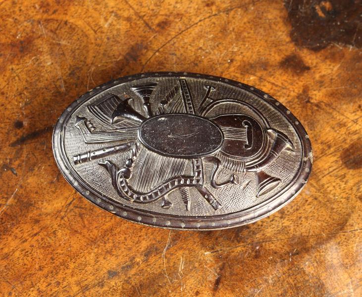 A Fine Quality Early 19th Century Carved Coconut Shell Snuff Box.