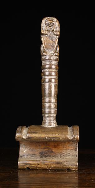 An Early 19th Century Rigger's Serving Mallet, dated 1809. - Image 2 of 2
