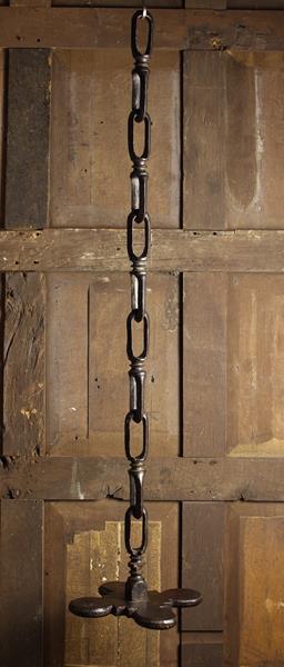 A Substantial, Early Treen Suspension Chain