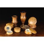 A Collection of Vintage Turned Treen Shaving Soap Bowls & Covers: The largest turned from