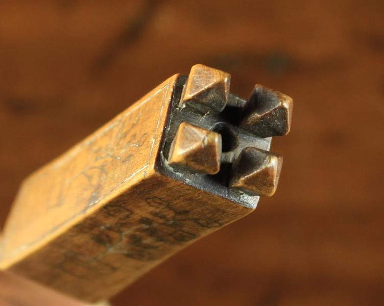 A Delightful 19th Century Folk Art Treen Knitting Sheath with penwork decoration. - Image 9 of 9