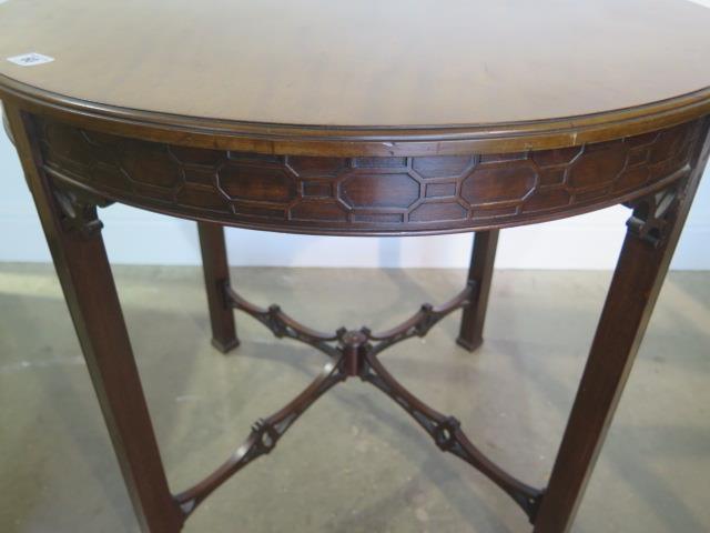 An Edwardian mahogany circular window table with a carved frieze and fretted stretchers, 71cm tall x - Image 2 of 4