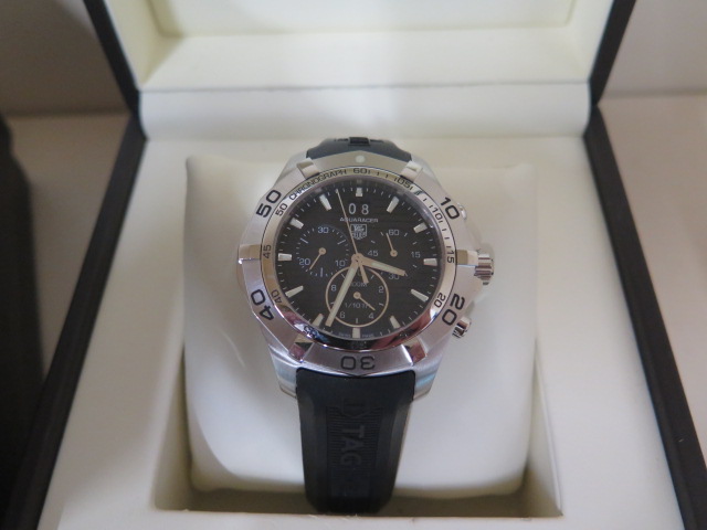 A gentleman's Tag Heuer Aquaracer quartz chronograph wristwatch CAF101E RUA5606 - width 5cm - Image 2 of 6