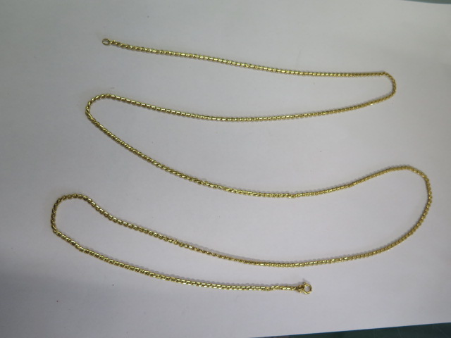A hallmarked 14ct yellow gold necklace - length 103cm - approx weight 17.2 grams - in good